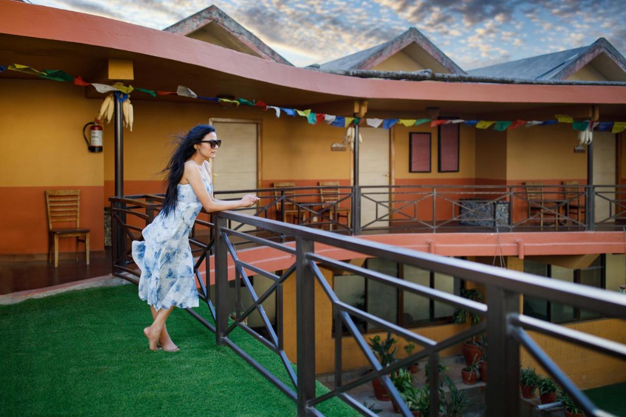 Club Himalaya, By Ace Hotels Nagarkot Ngoại thất bức ảnh